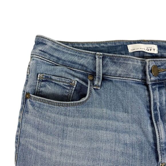 Loft Curvy Skinny Light Wash size 6 / 28 - Picture 5 of 7